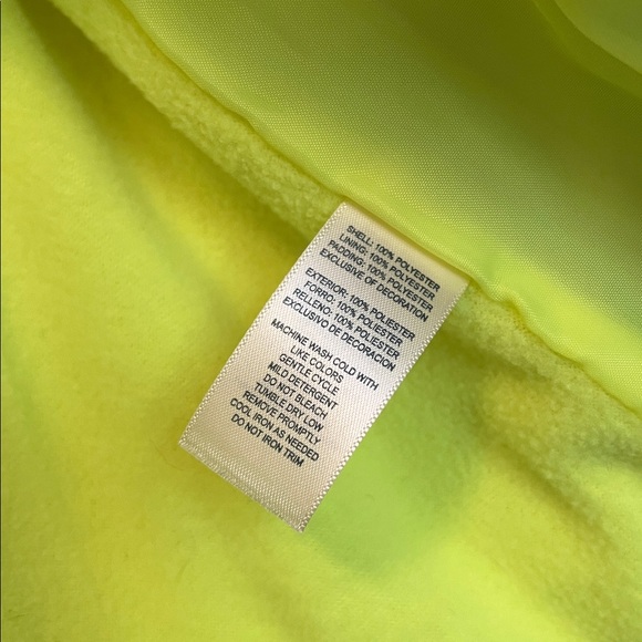 OshKosh B'gosh Gray Camo Puffer Jacket with Neon Yellow Lining, 12 Months - Picture 7 of 12